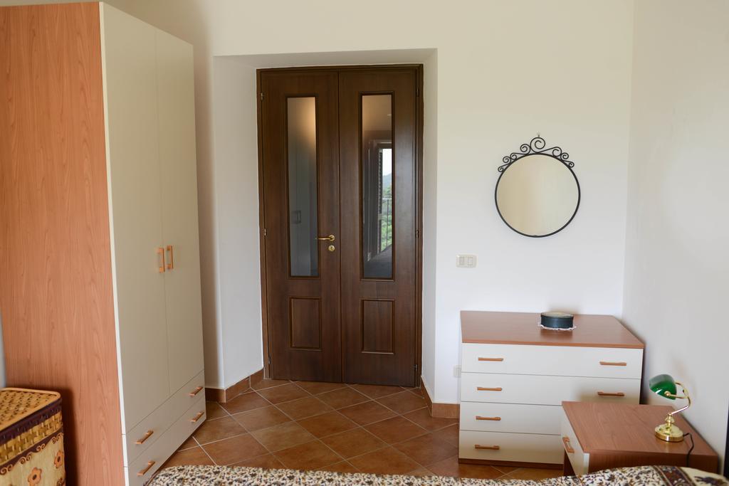 Appartamenti Le Giare Cannicchio Exterior foto